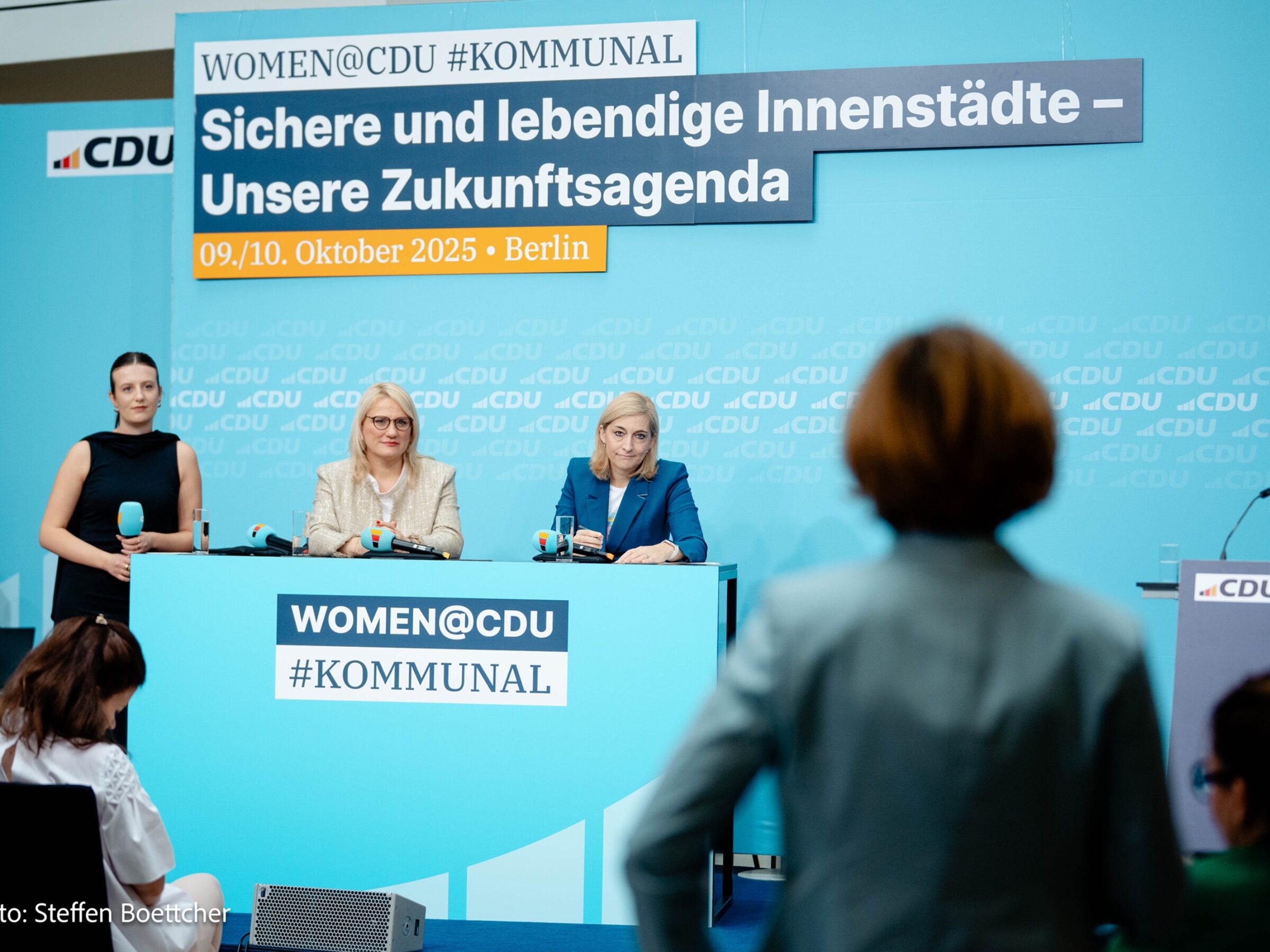 Bundesgesundheitsministerin Nina Warken bei der Veranstaltung WOMEN@CDU #Kommunales im Konrad-Adenauer-Haus (Foto: Steffen Böttcher)